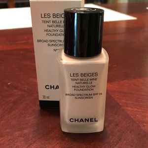 CHANEL foundation