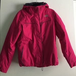 THE NORTH FACE HyVent insulated jacket