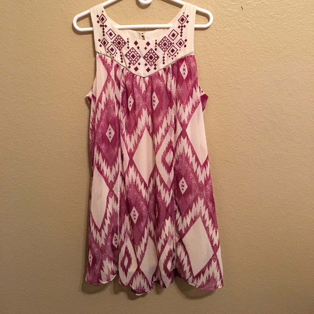 Sleeveless dress