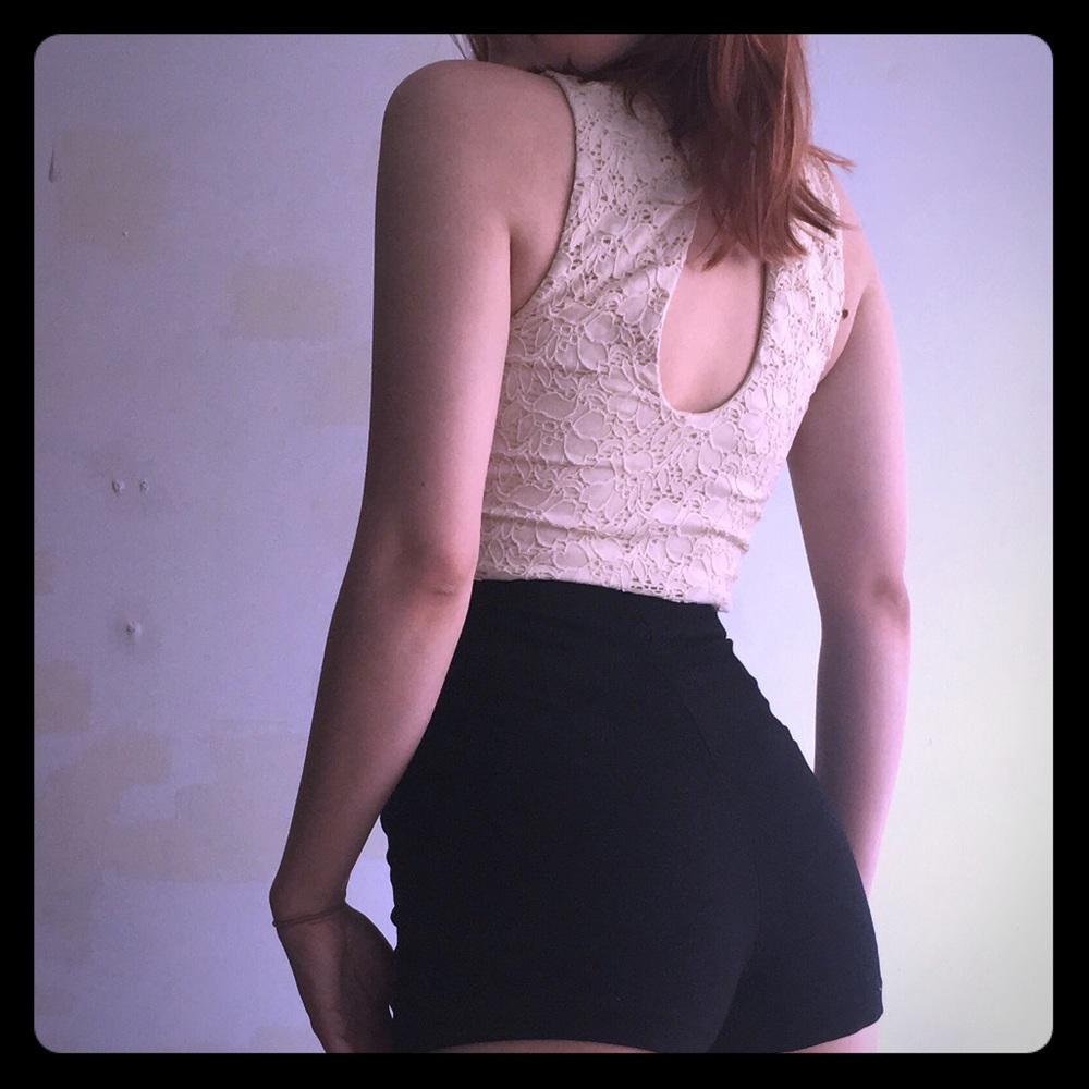Ultra high waist shorts!