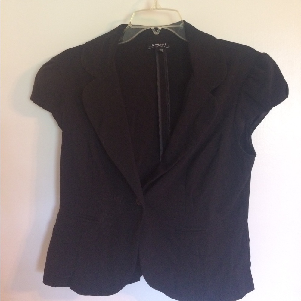 Short sleeve dress jacket