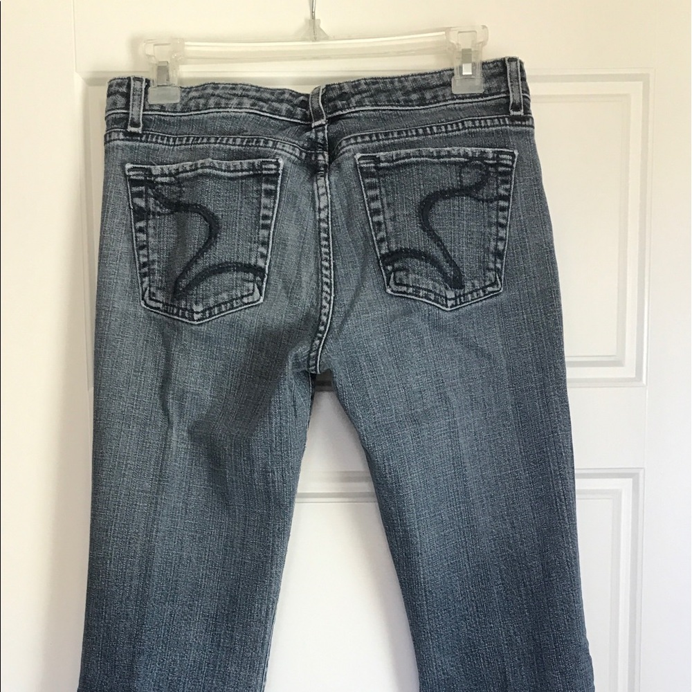 Blujeanious jeans