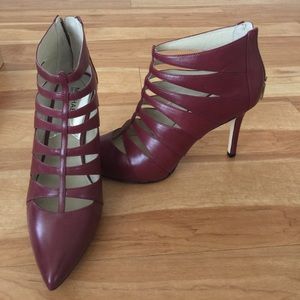 Michael Kors -Mavis back zip 9 1/2