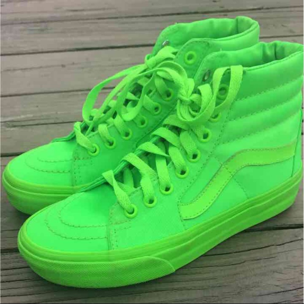 Boys size 4 Vans sk8 Hi tops lime green EUC