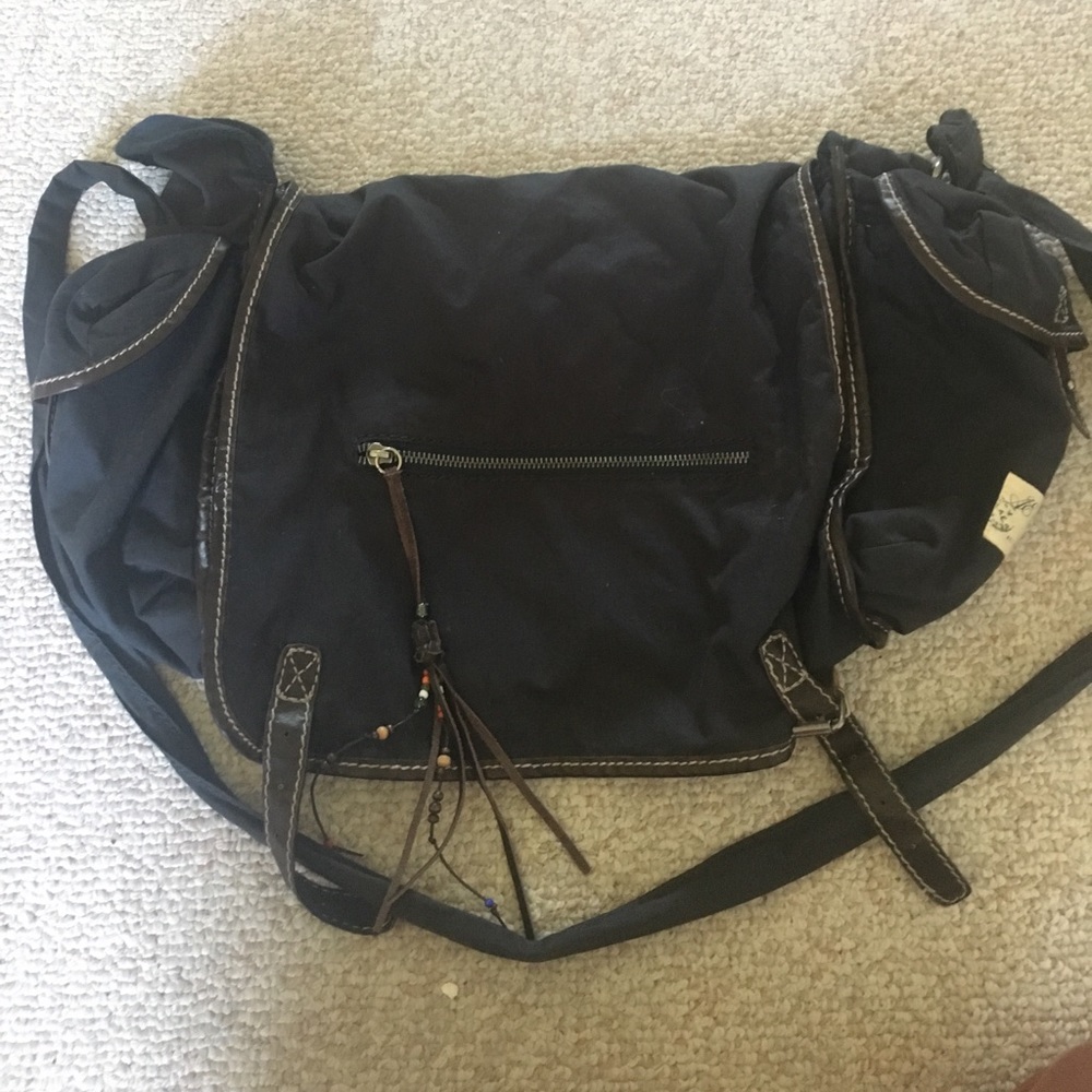 Navy blue satchel backpack Good condition no holes