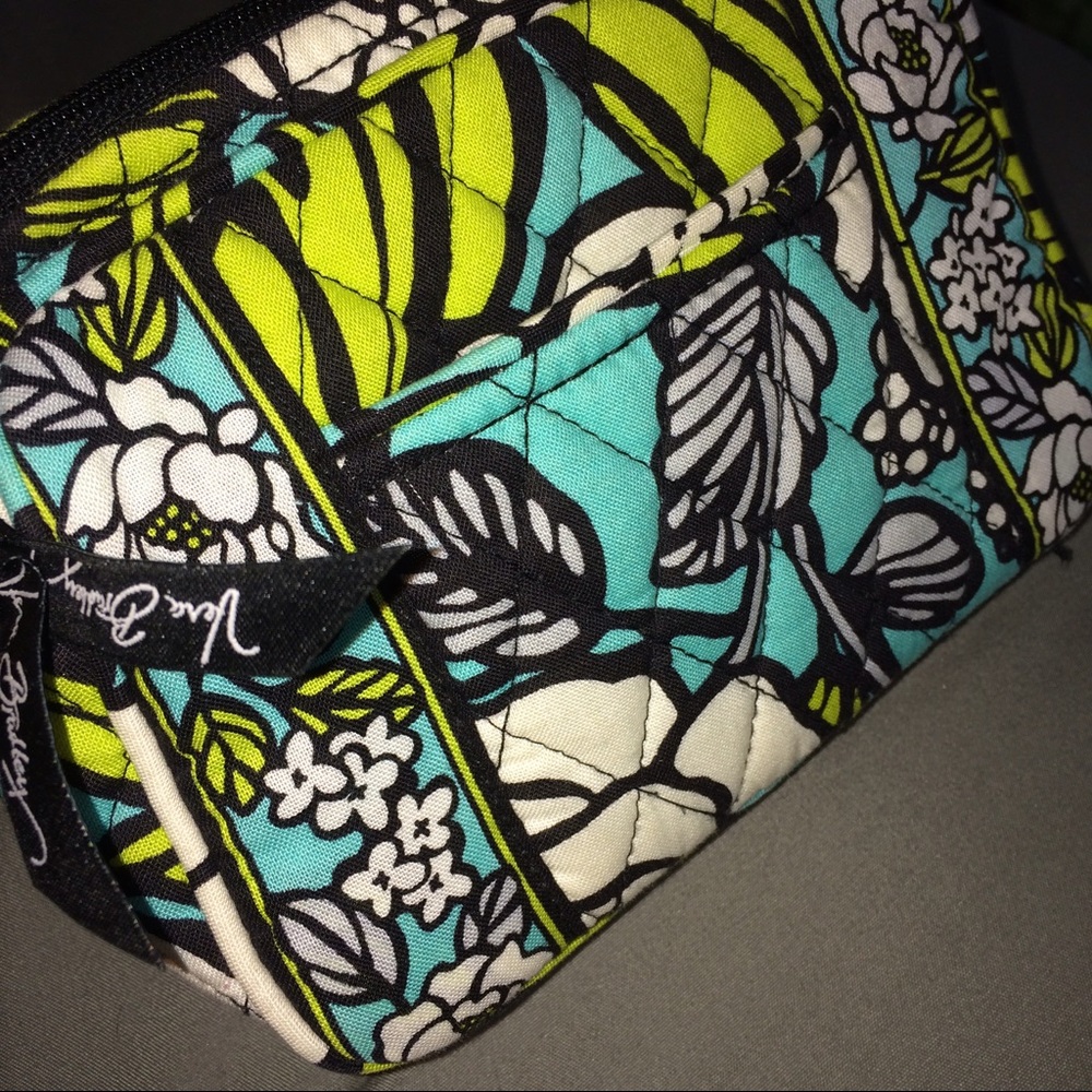 Vera Bradley small cross body bag