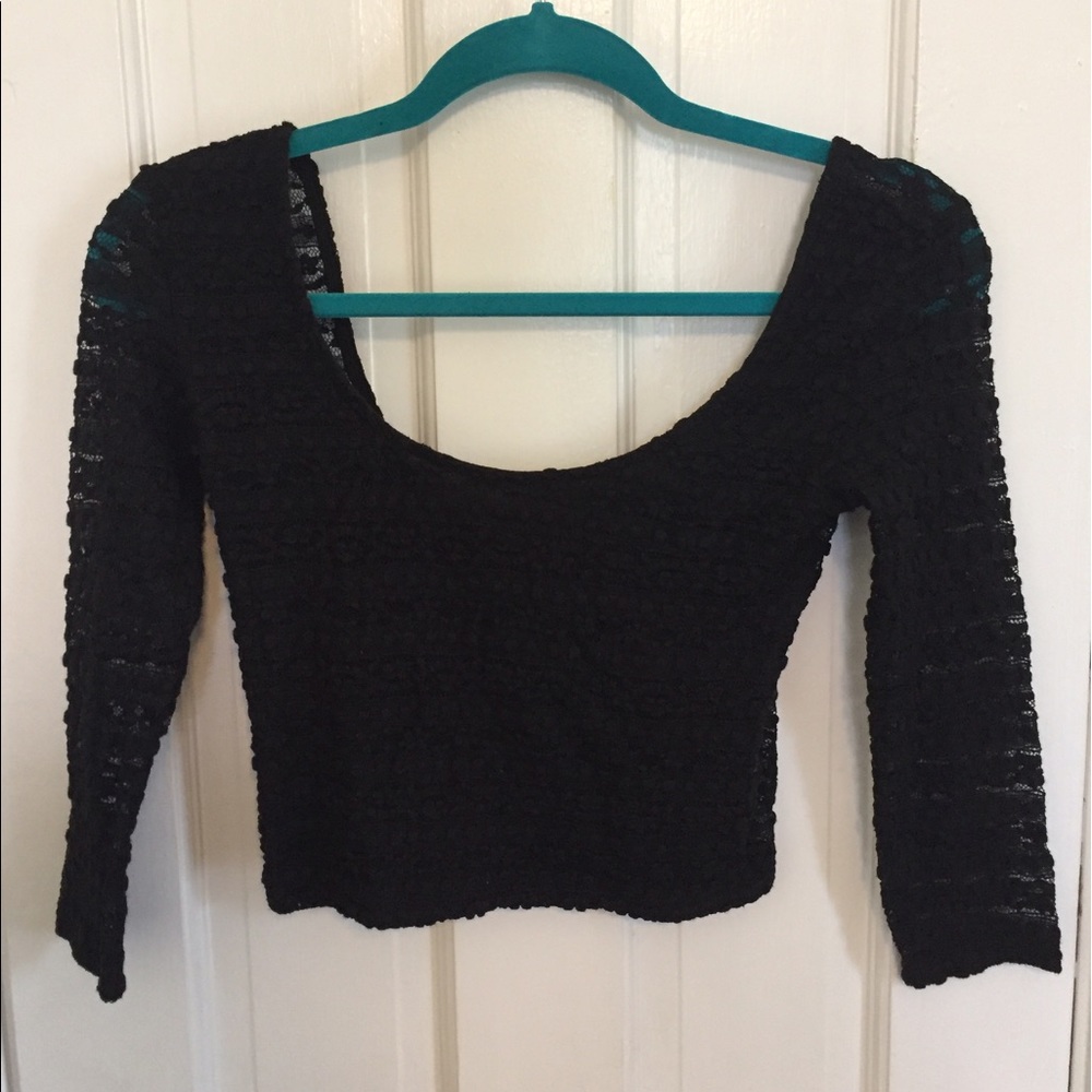 Black Lace Cropped 3/4 Sleeve