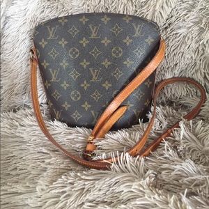 Small Louis Vuitton cross body drouot