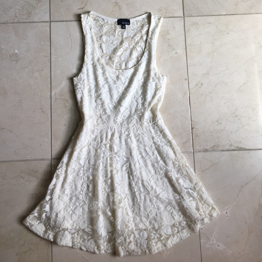 White lace dress