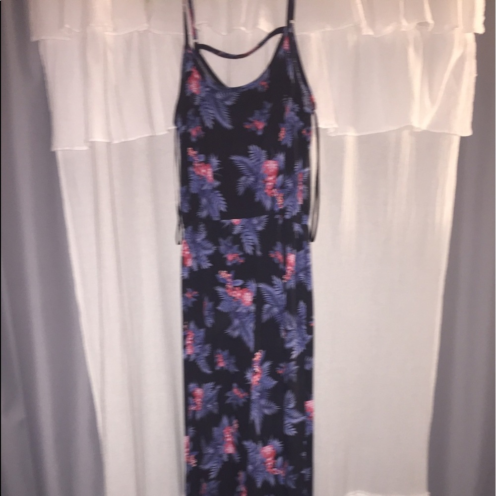 Hawaiian print maxi dress