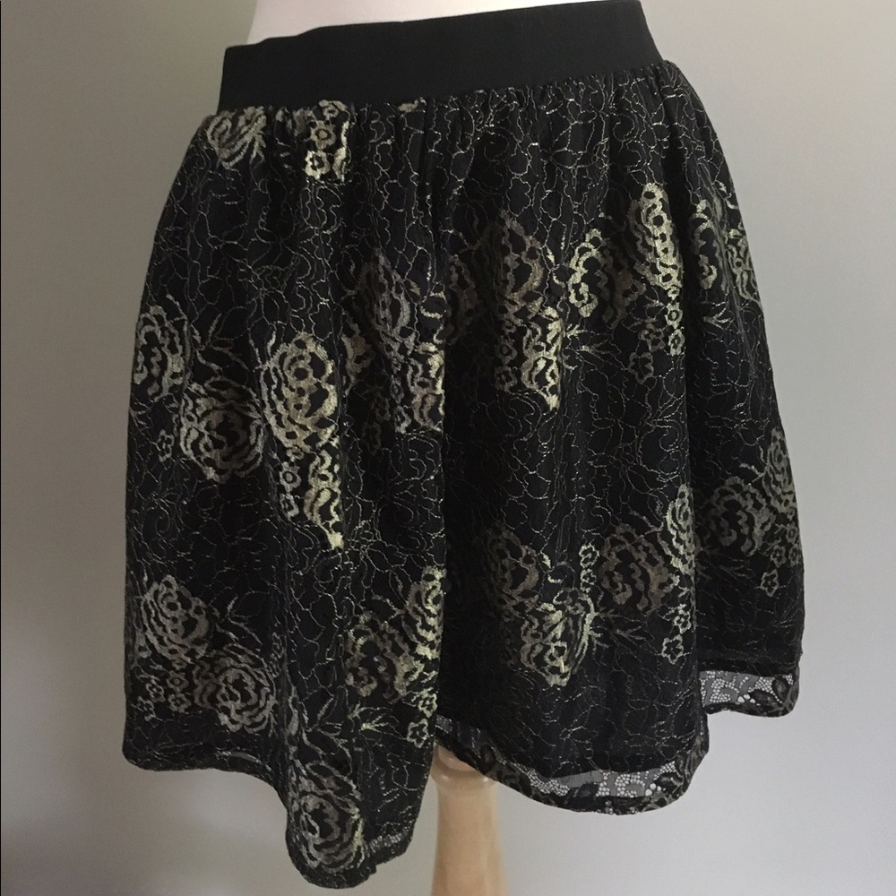 Black gold flower skirt