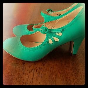 Chase & Chloe Kimmy Green Shoes