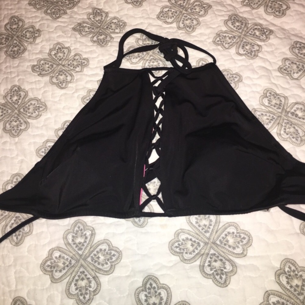 High neck scrappy down the middle bikini top