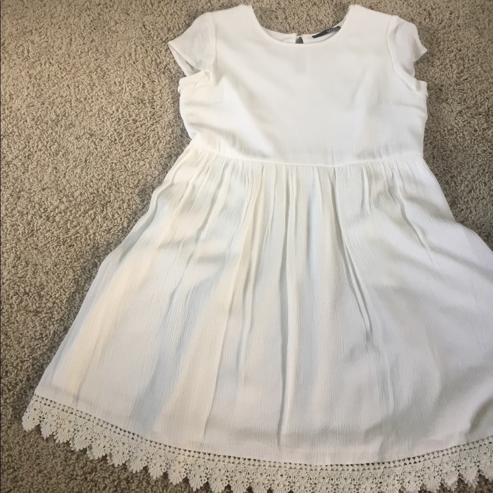 NWOT Lulu's White Short Sleeve Dress Sz M