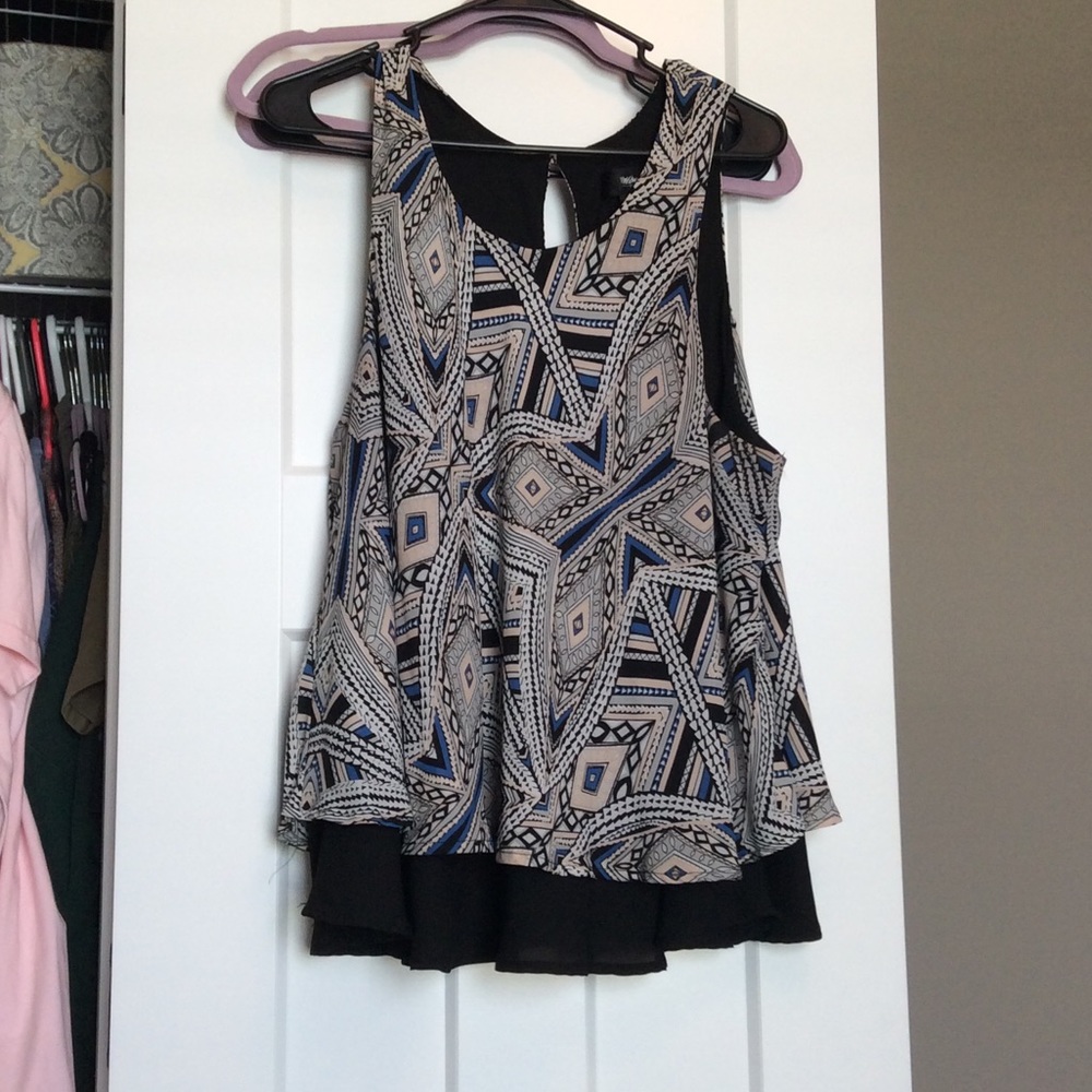 patterned tank