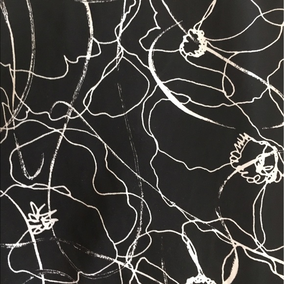 Trouvé Black Top - Picture 3 of 3