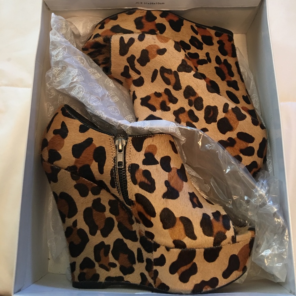 Steve Madden Wicked Booties 8.5