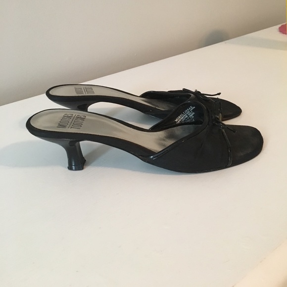 Black sandal heels, short heel, size 7 - Picture 3 of 3