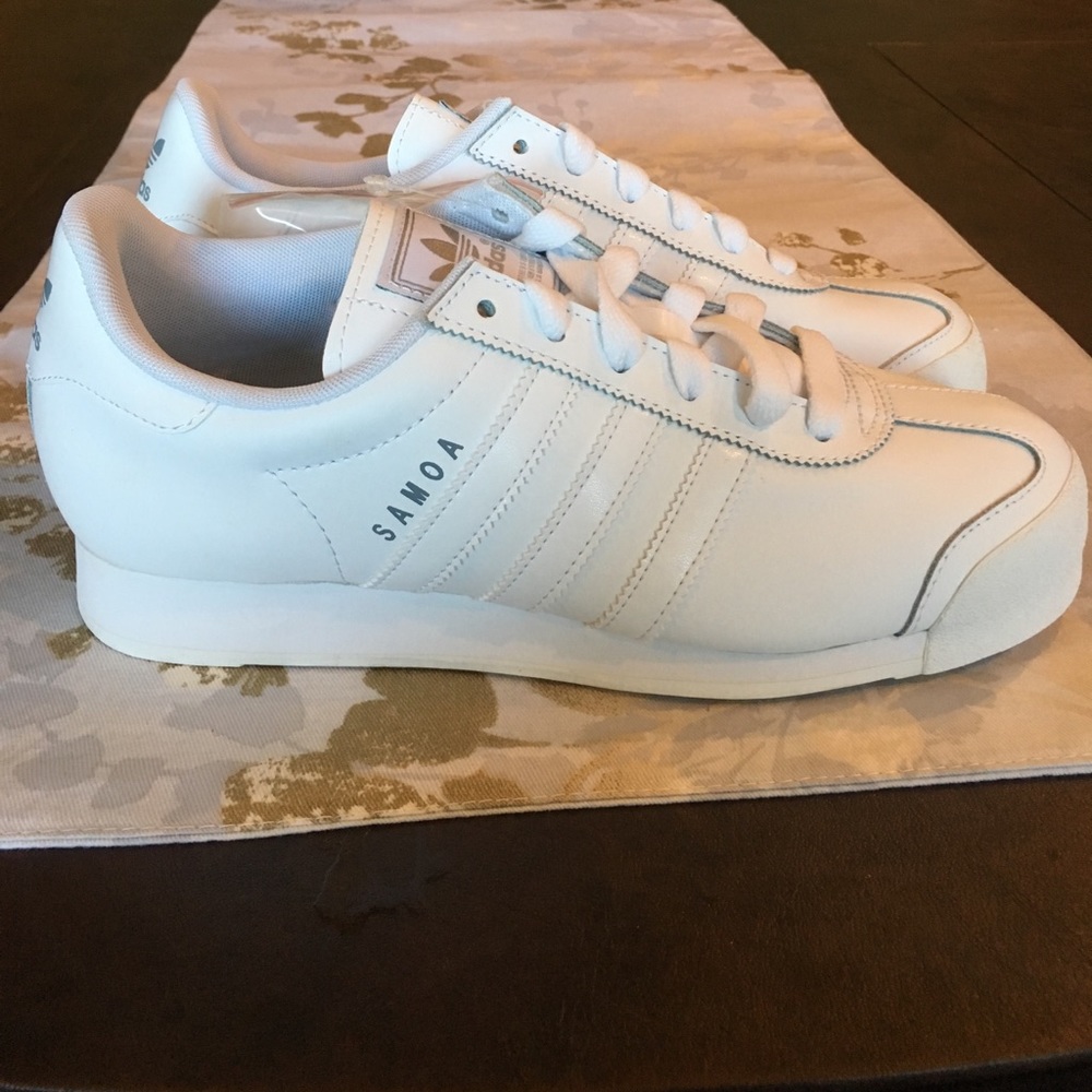 ❗️ONLY 1 LEFT❗️Women's Adidas Samoa shoes