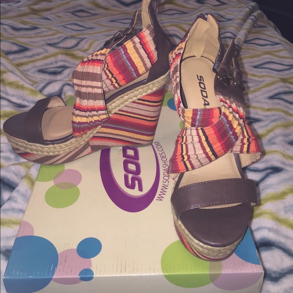 NWB colorful wedges, size 8.5
