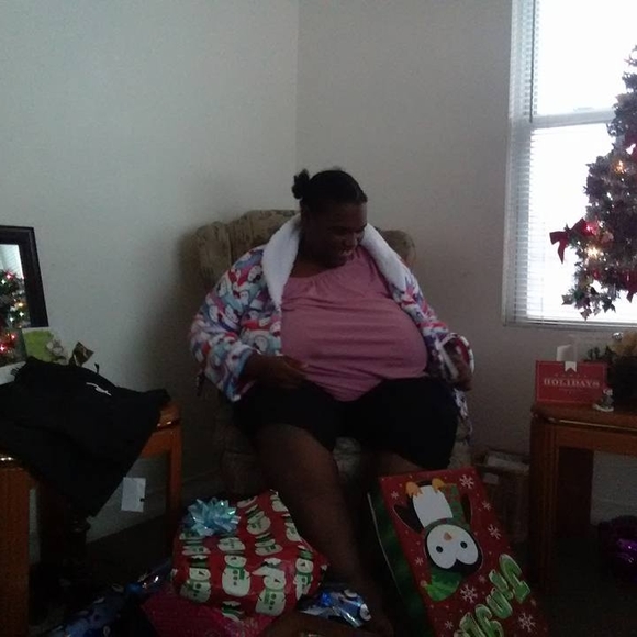 Meet your Posher, Franisa - Picture 1 of 1