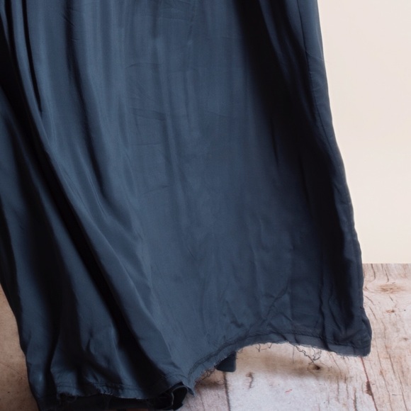 Crochet Backless Maxi Dress - Picture 4 of 4