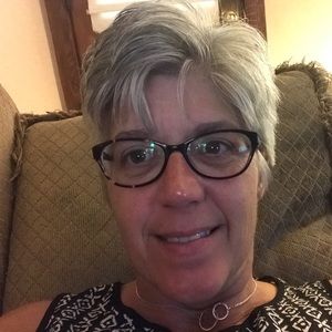 Meet your Posher, Lori