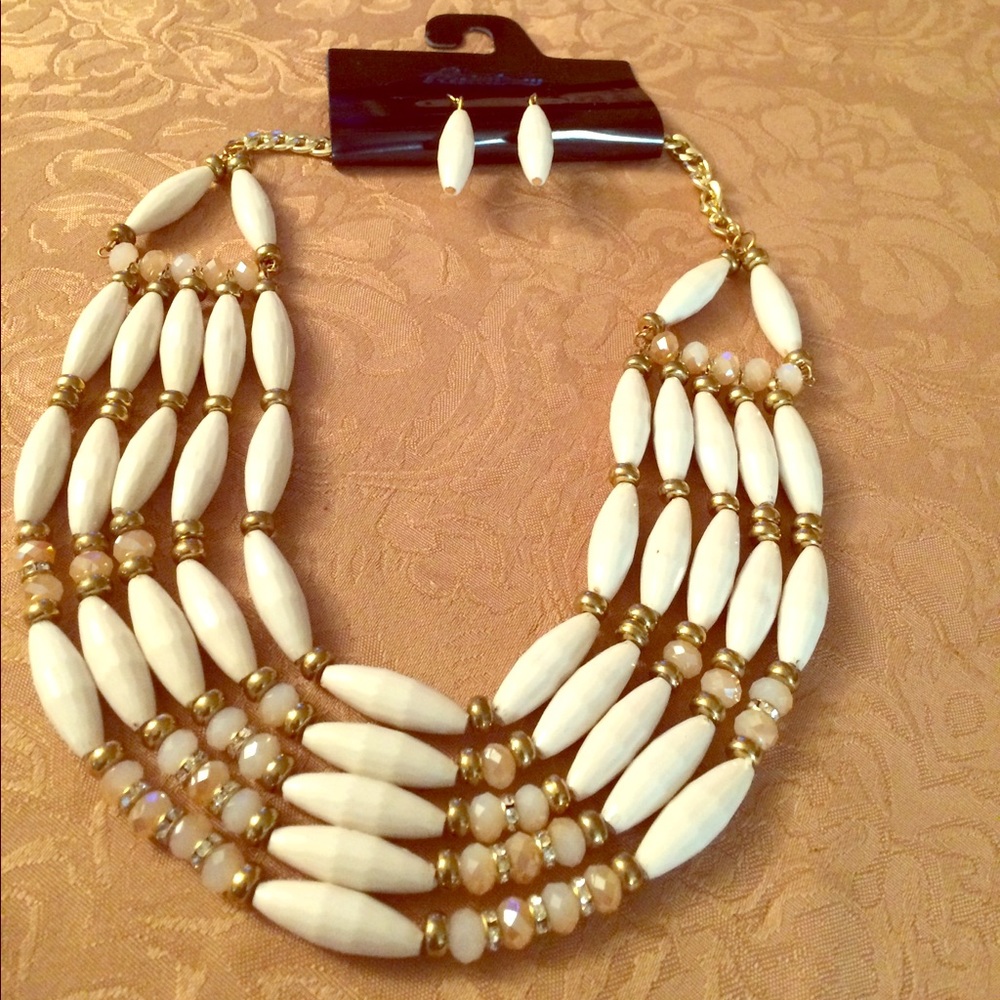 5 layer necklace and earrings set 💕😍