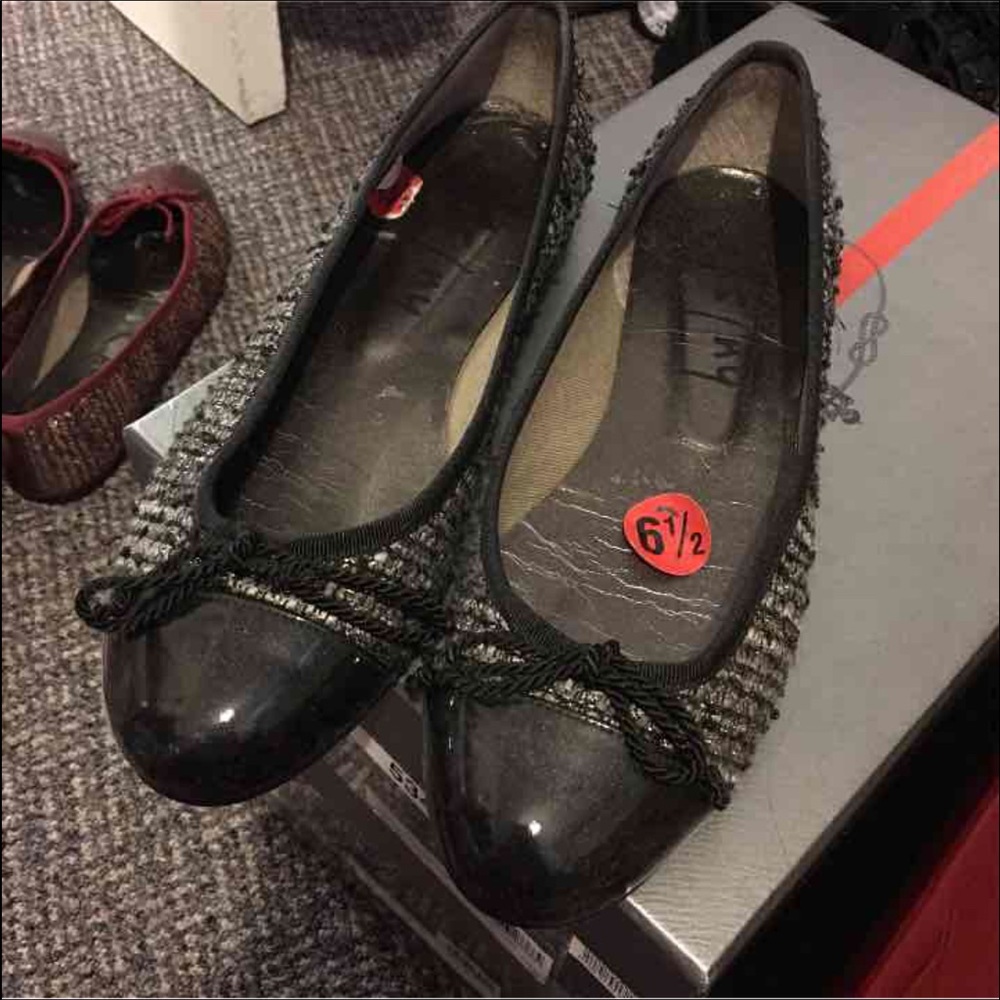 FSNY black tweed flats