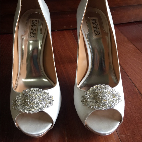 Badgley Mischka Amora Pearl-Strap Satin Heels | Anthropologie Badgley Mischka Bridal Heels
