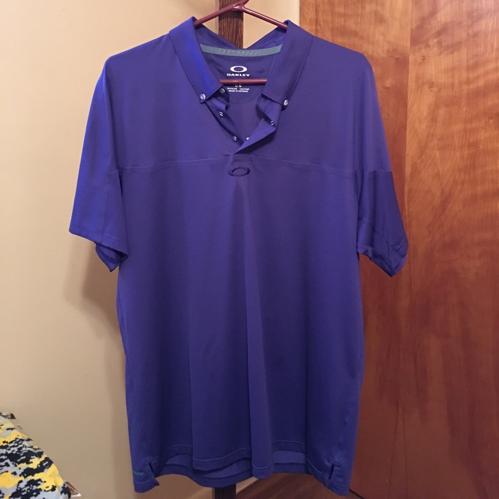 Oakley golf polo
