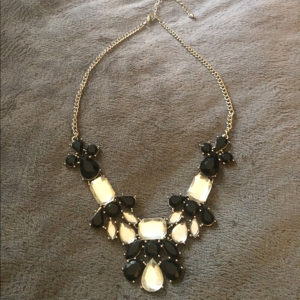 Statement necklace