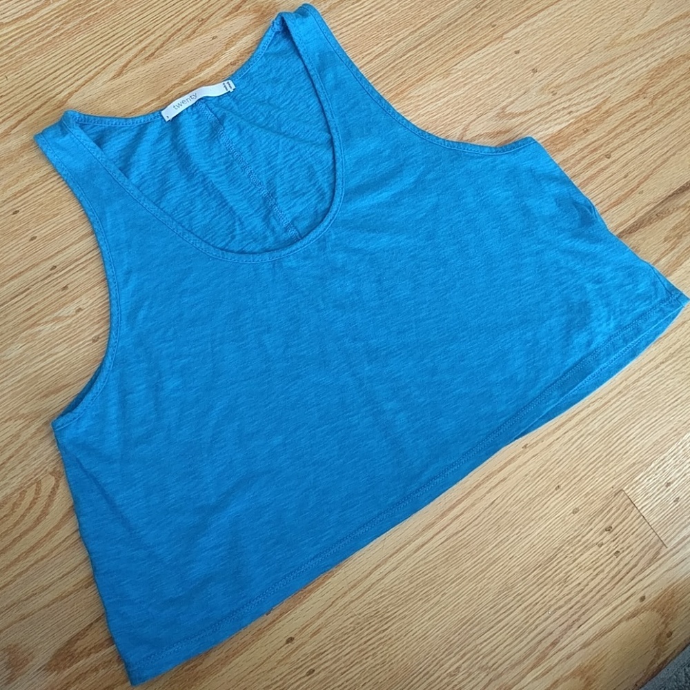 Twenty cropped tank