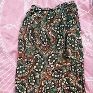 Comfortable vintage maxi skirt