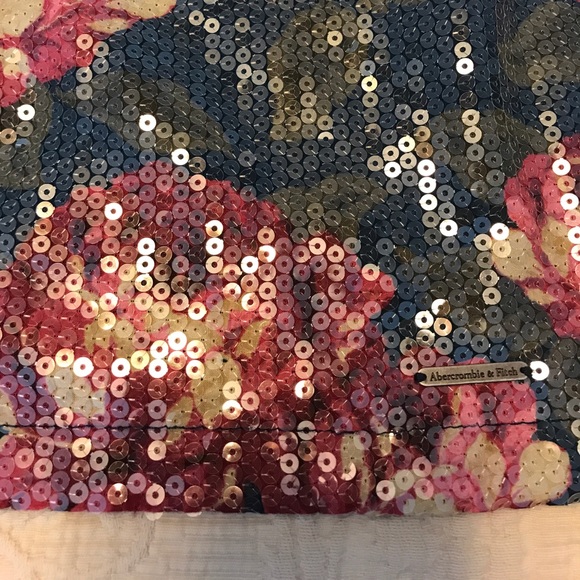 Skirt - Picture 2 of 3