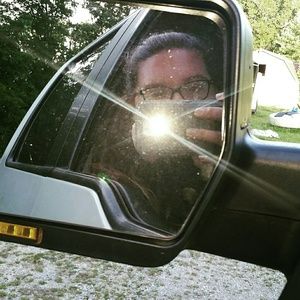 Meet your Posher, Kayla