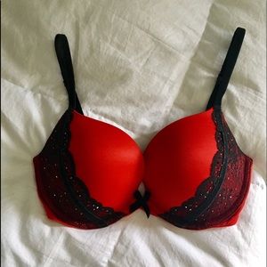 Victoria Secret "Very Sexy" Push-Up Bra