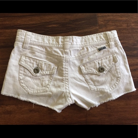 Roxy white denim shorts - Picture 2 of 3