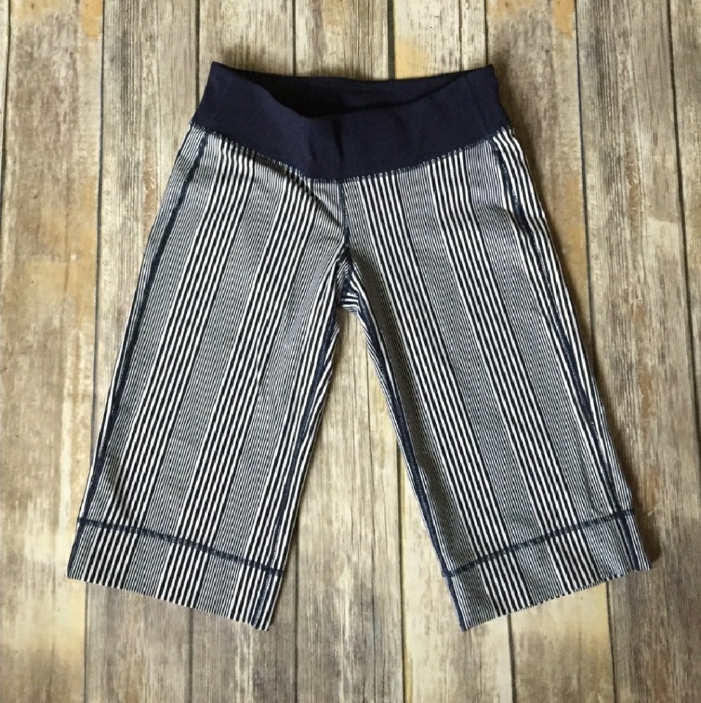 Lululemon vintage capris