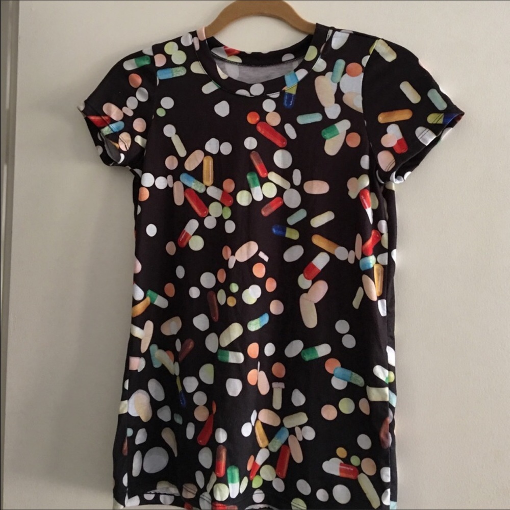 💊 Pill Shirt - one of a kind!