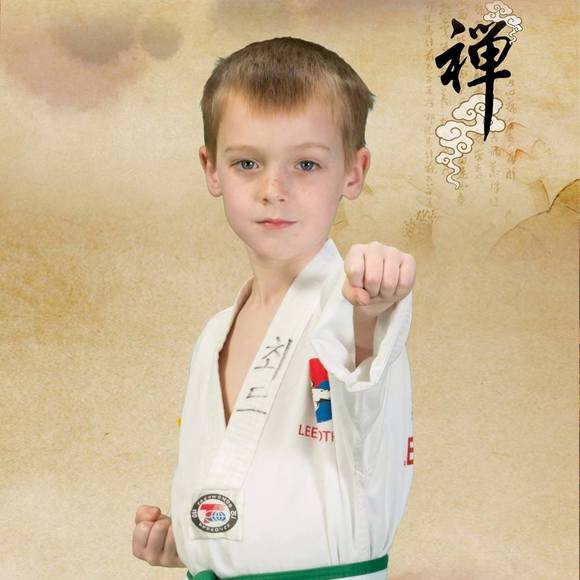 Meet your Posher, Amber - Picture 1 of 1