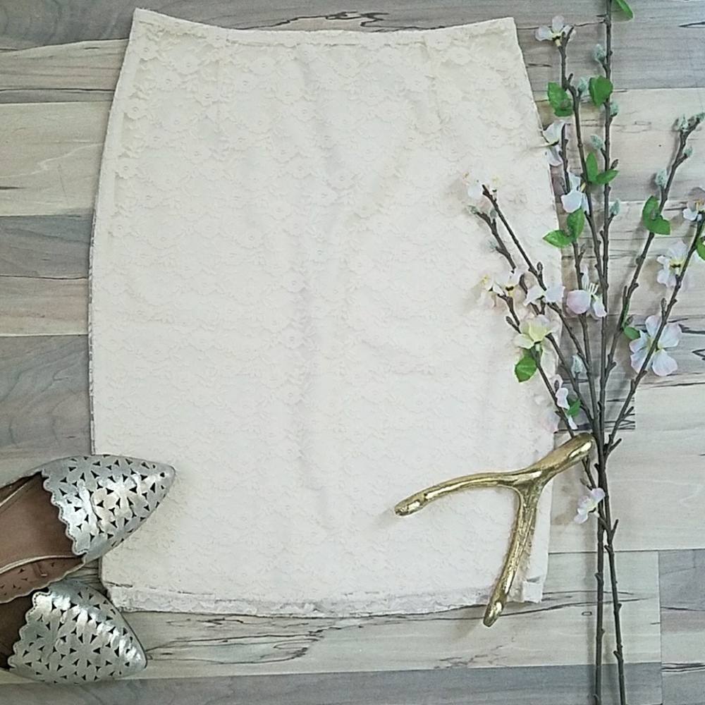 HOST PICK! Tulle Cream Lace Pencil Skirt