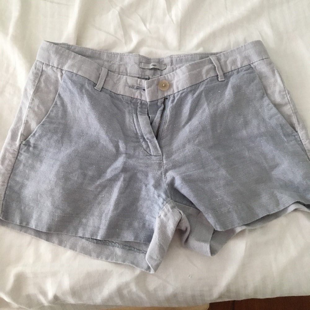 Gap cloth shorts