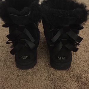 Black short Ugg Boots