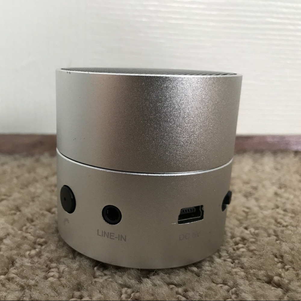 Isound - Picture 3 of 4