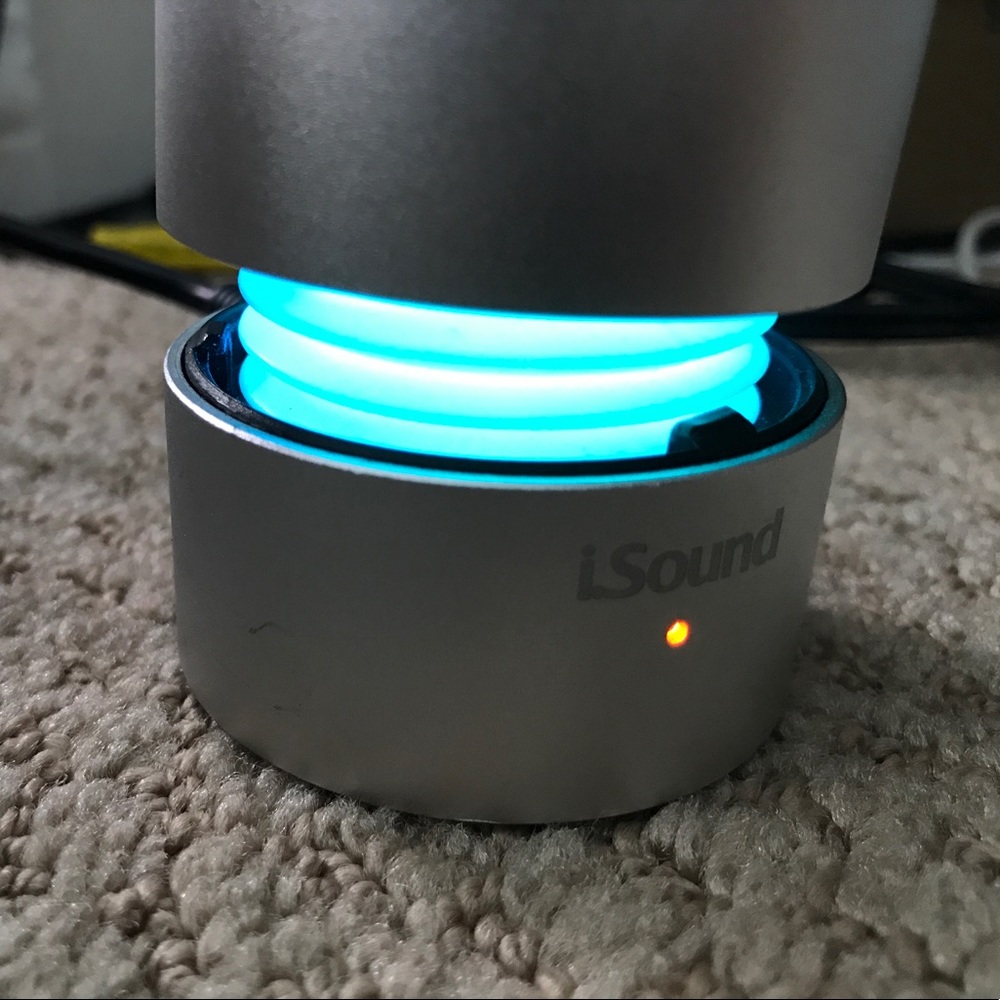Isound - Picture 4 of 4