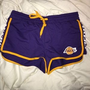 ♡laker shorts♡