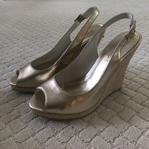 **NEW** Lily Pulitzer sling back wedge