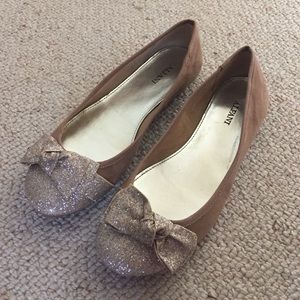 Sparkly bow-tie flats