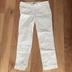 White stretch capris